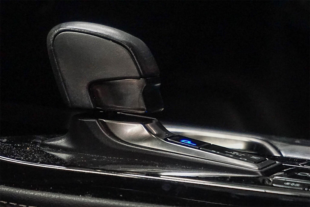 Thumbnail: 2024 Lexus ES - 12