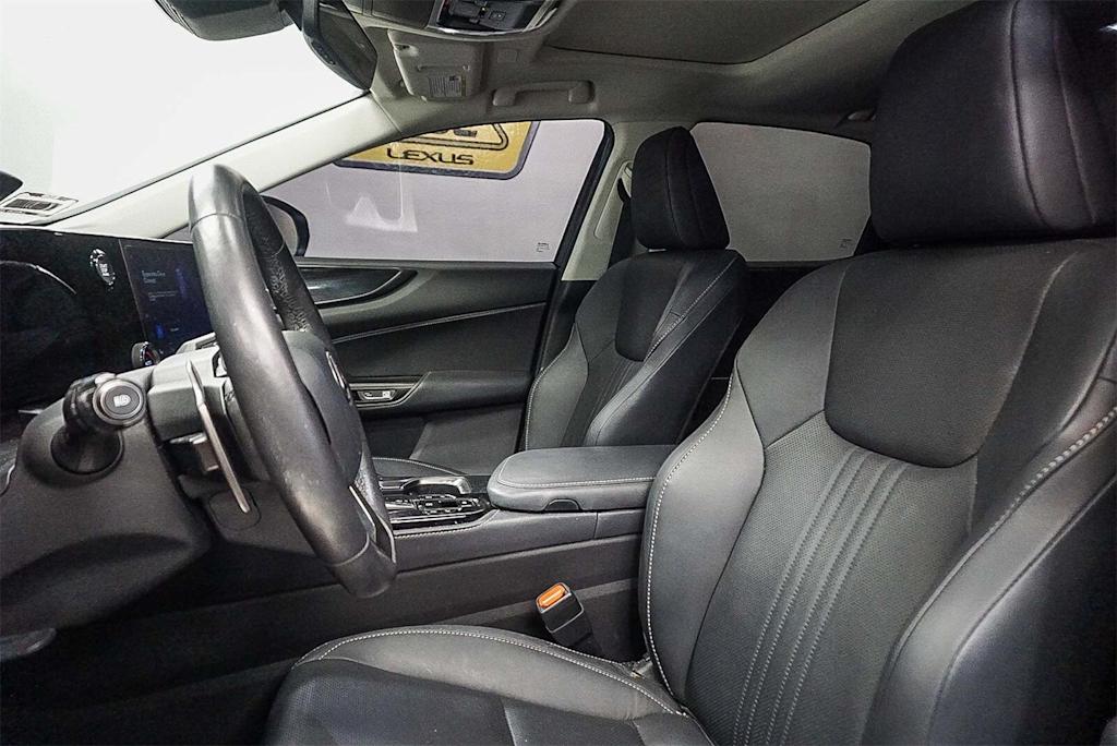 Thumbnail: 2024 Lexus ES - 9