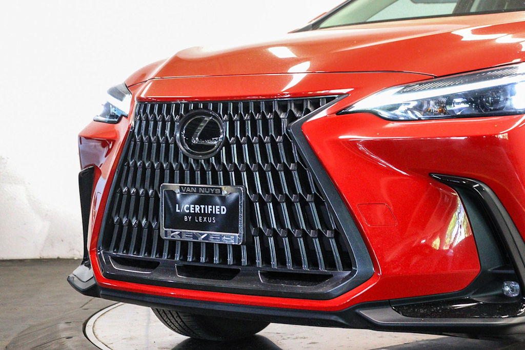 Thumbnail: 2024 Lexus ES - 21