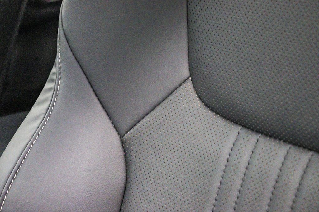 Thumbnail: 2024 Lexus ES - 28