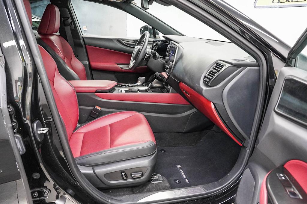 Thumbnail: 2024 Lexus ES - 9