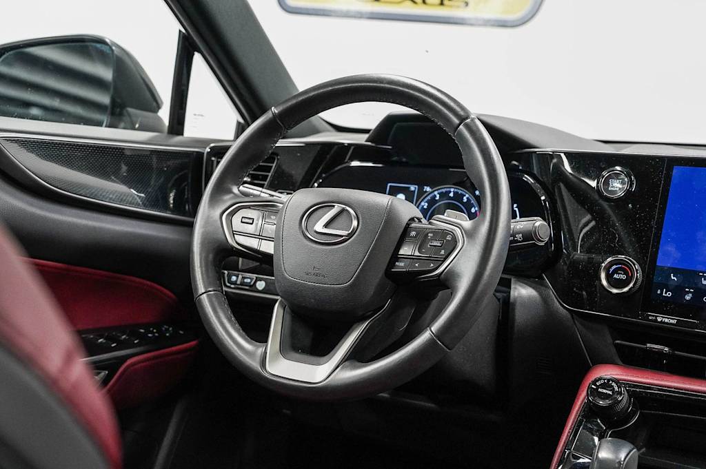 Thumbnail: 2024 Lexus ES - 8