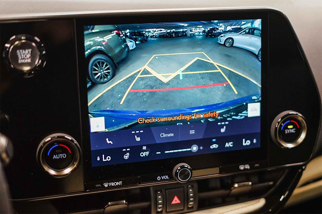 Thumbnail: 2024 Lexus ES - 29