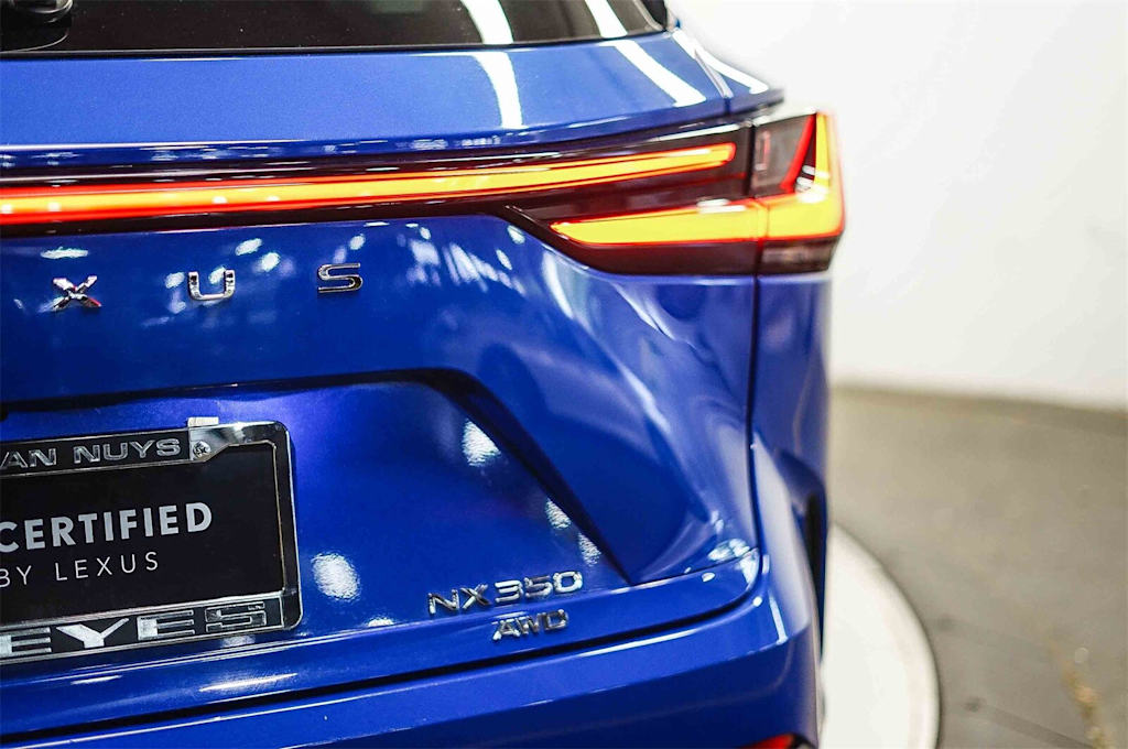 Thumbnail: 2024 Lexus ES - 22