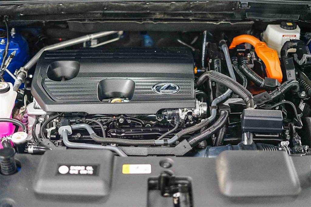 Thumbnail: 2025 Lexus ES - 6