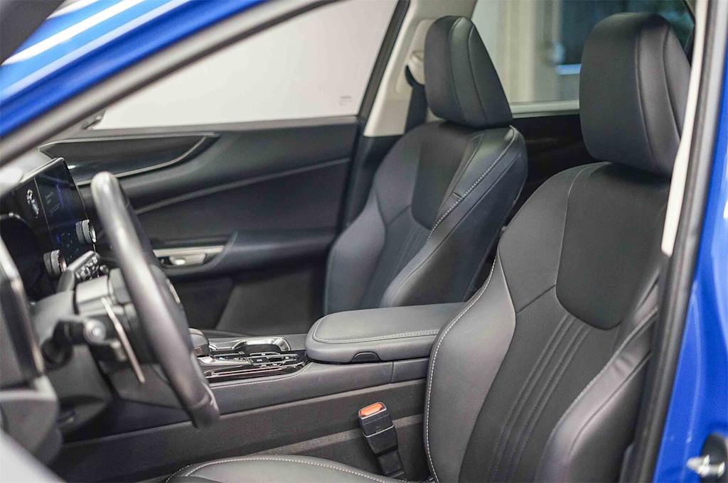 Thumbnail: 2025 Lexus ES - 9