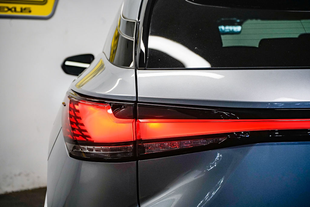 Thumbnail: 2023 Lexus RX - 21