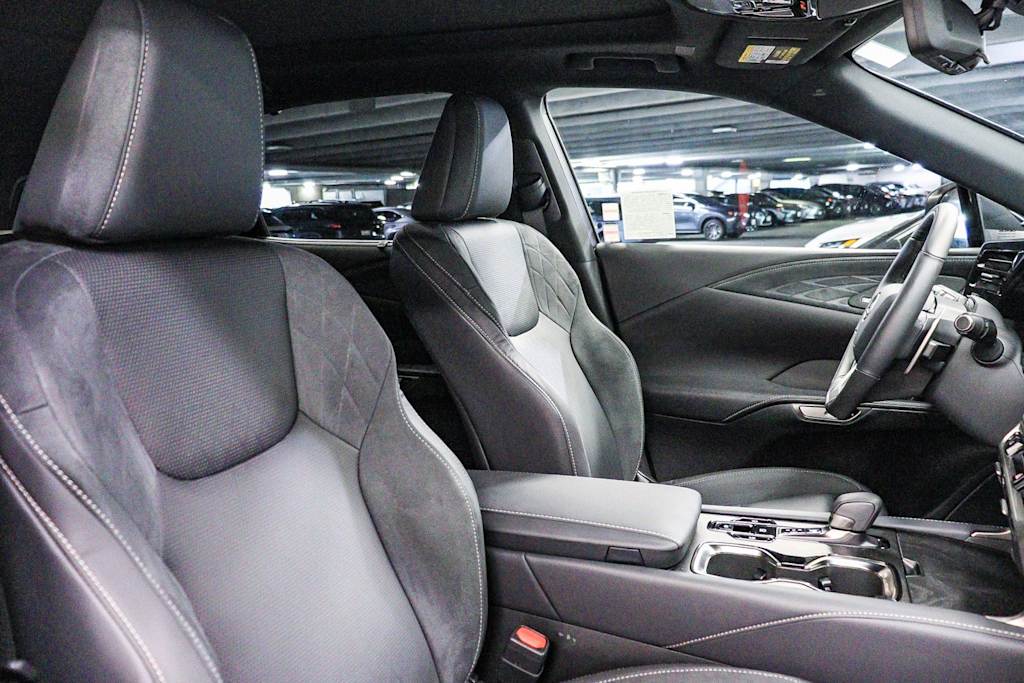 Thumbnail: 2024 Lexus RX - 9