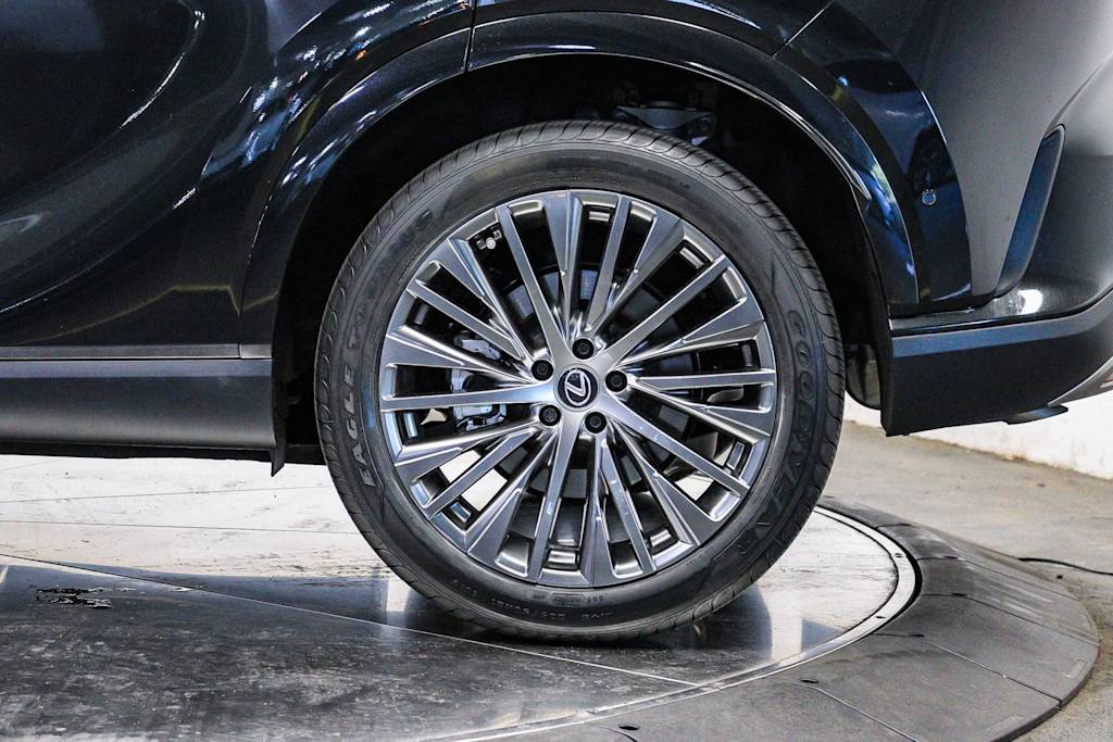 Thumbnail: 2024 Lexus RX - 23