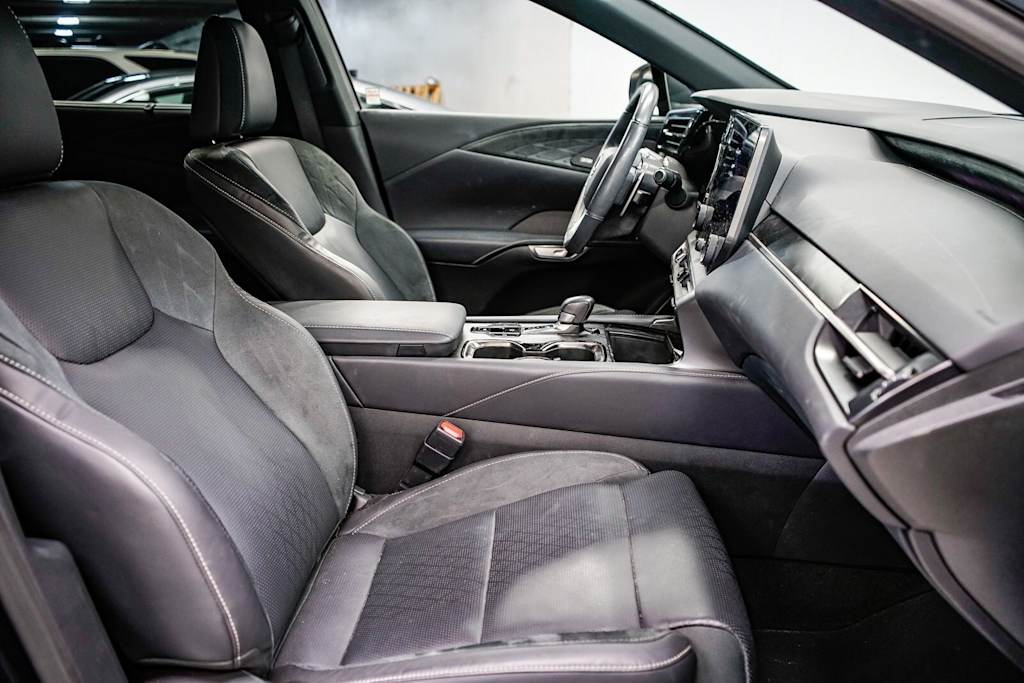 Thumbnail: 2023 Lexus RX - 9