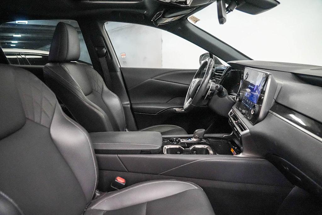 Thumbnail: 2024 Lexus RX - 10