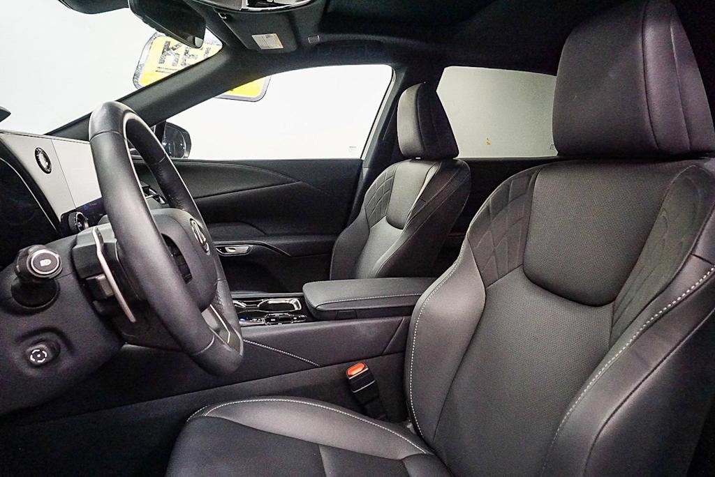 Thumbnail: 2024 Lexus RX - 10