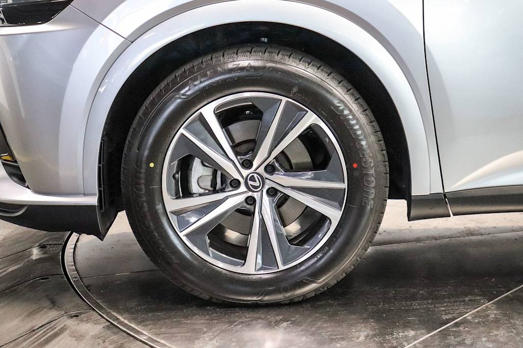Thumbnail: 2024 Lexus RX - 6
