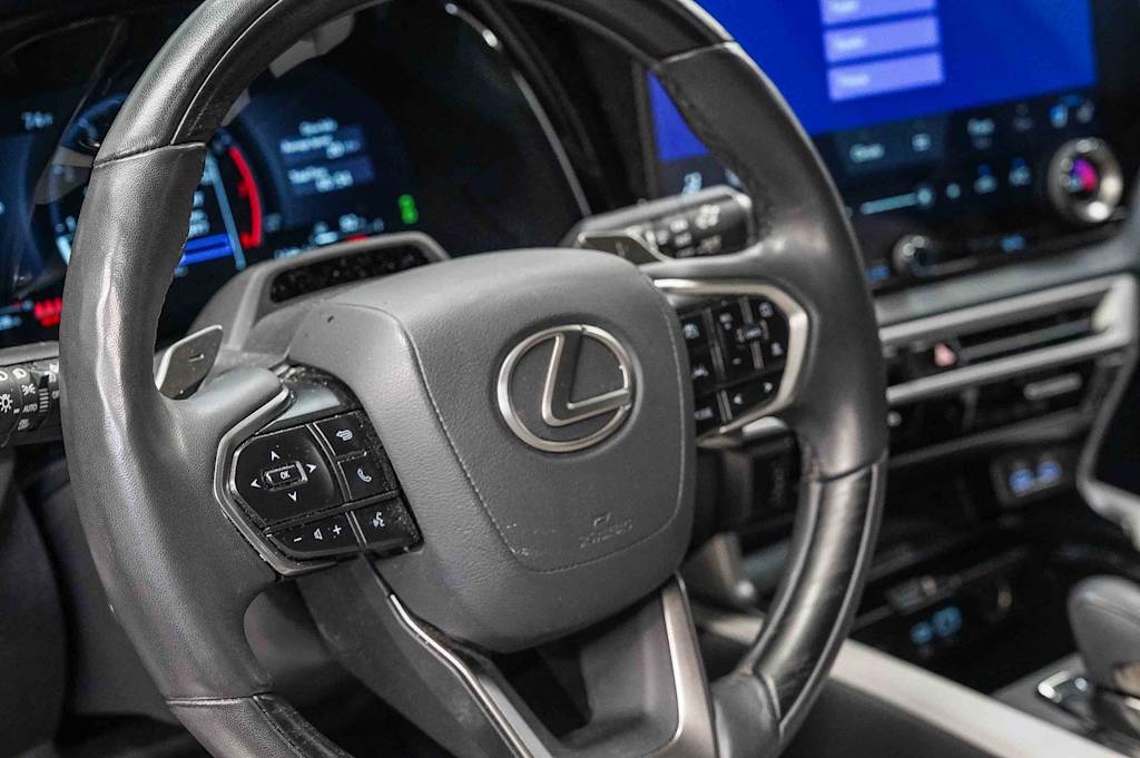 Thumbnail: 2025 Lexus RX - 14