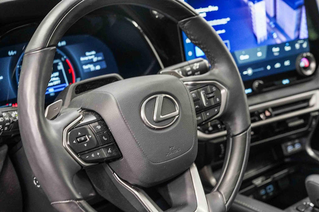 Thumbnail: 2025 Lexus RX - 13