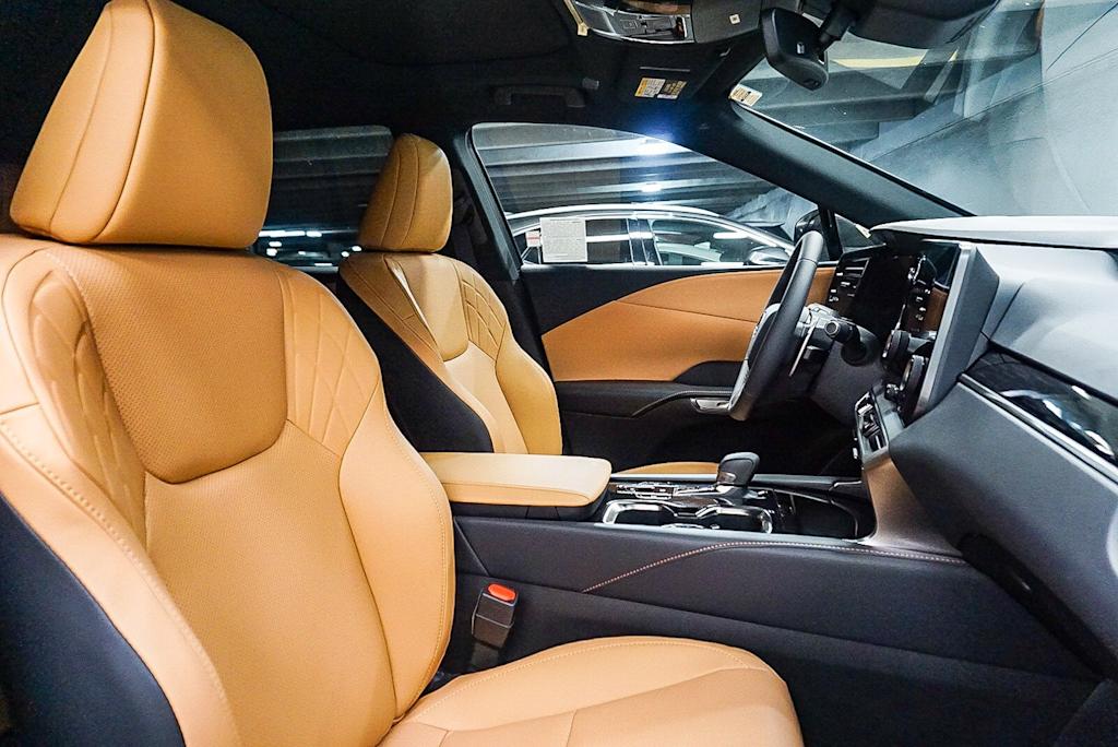 Thumbnail: 2025 Lexus RX - 9