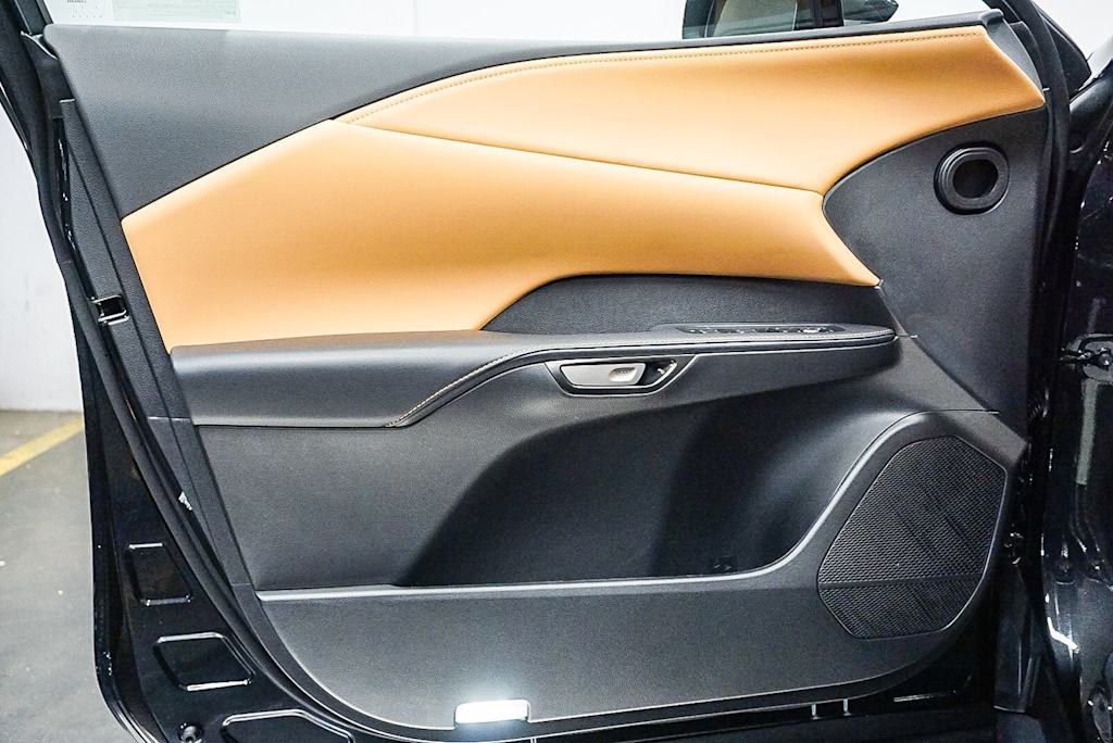 Thumbnail: 2025 Lexus RX - 27