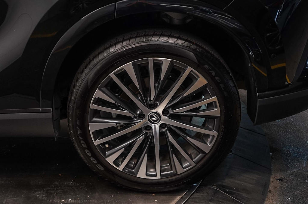 Thumbnail: 2024 Lexus RX - 18