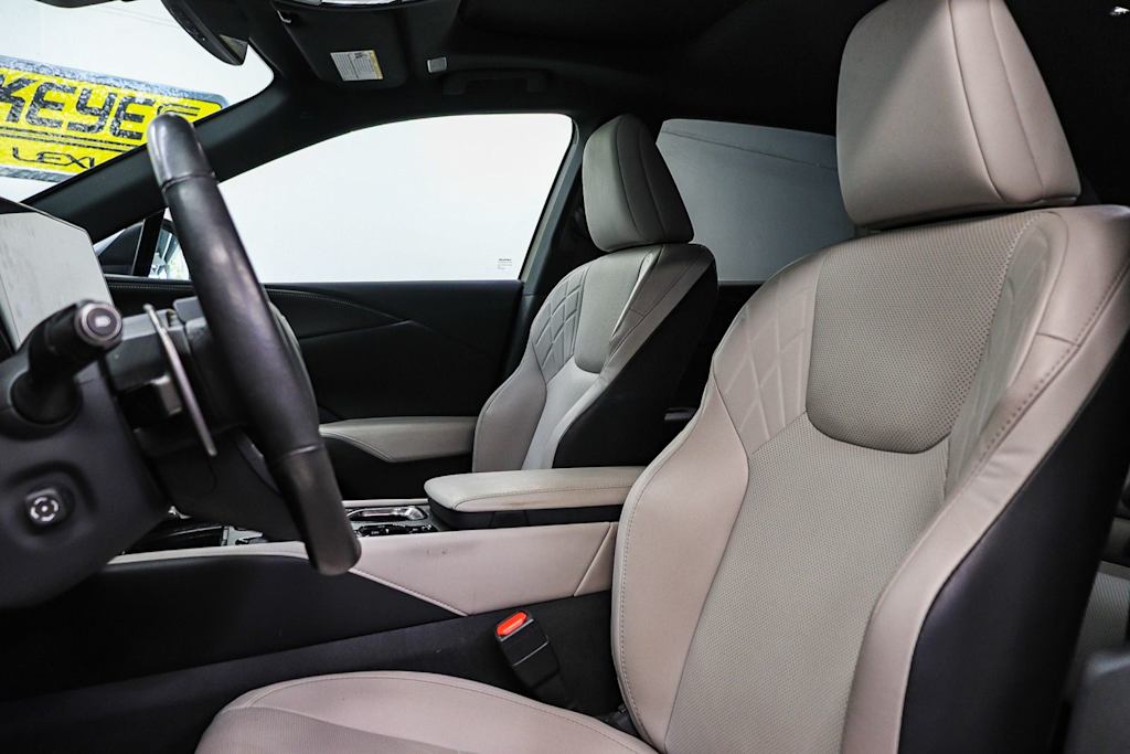 Thumbnail: 2024 Lexus RX - 10