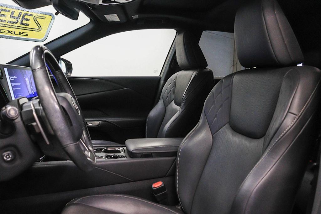 Thumbnail: 2023 Lexus RX - 10