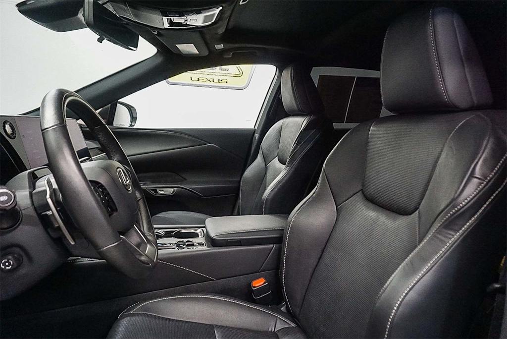 Thumbnail: 2023 Lexus RX - 11