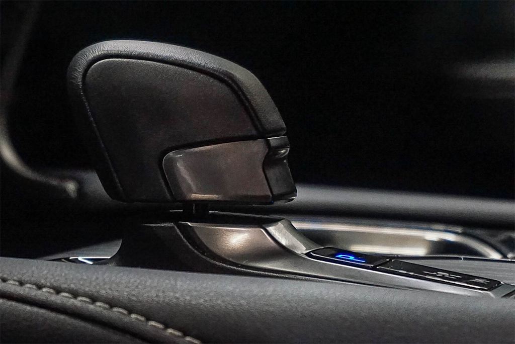 Thumbnail: 2023 Lexus RX - 14