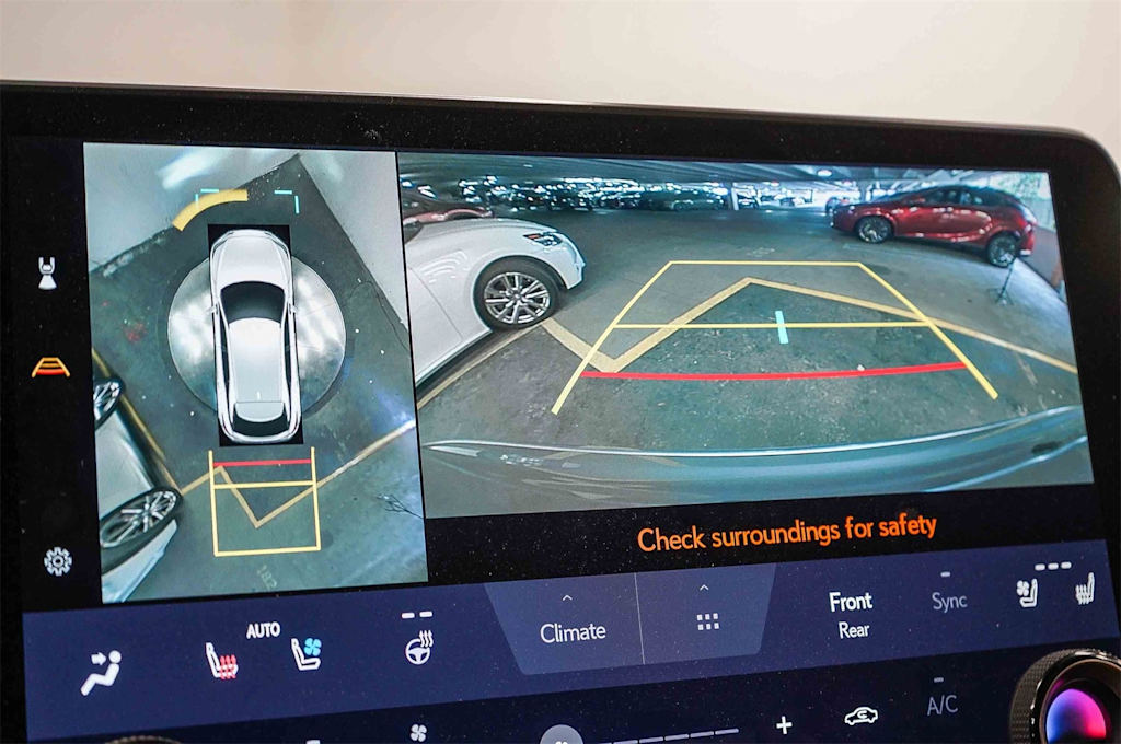 Thumbnail: 2023 Lexus RX - 28