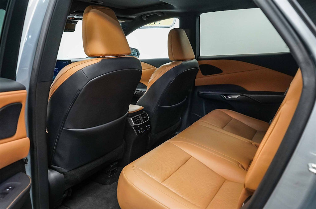 Thumbnail: 2023 Lexus RX - 12