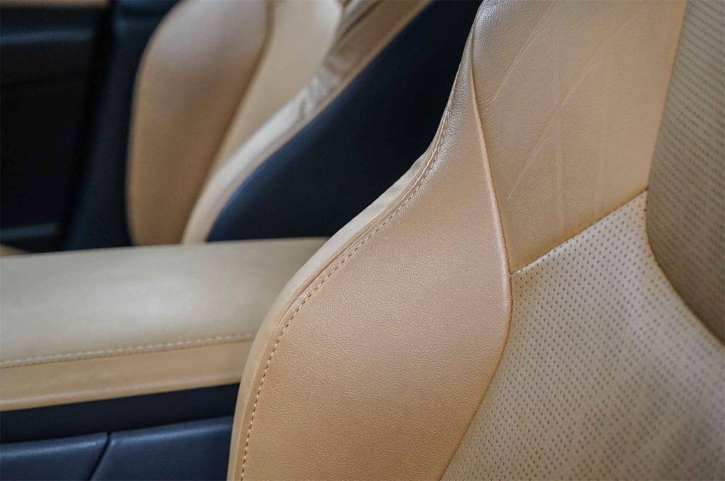 Thumbnail: 2023 Lexus RX - 25