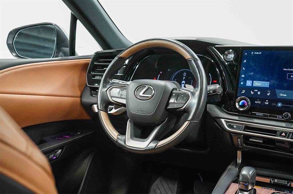 Thumbnail: 2023 Lexus RX - 9