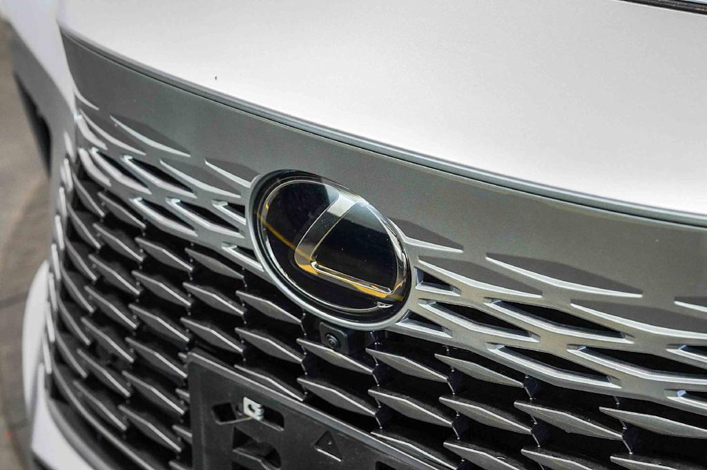 Thumbnail: 2024 Lexus RX - 20