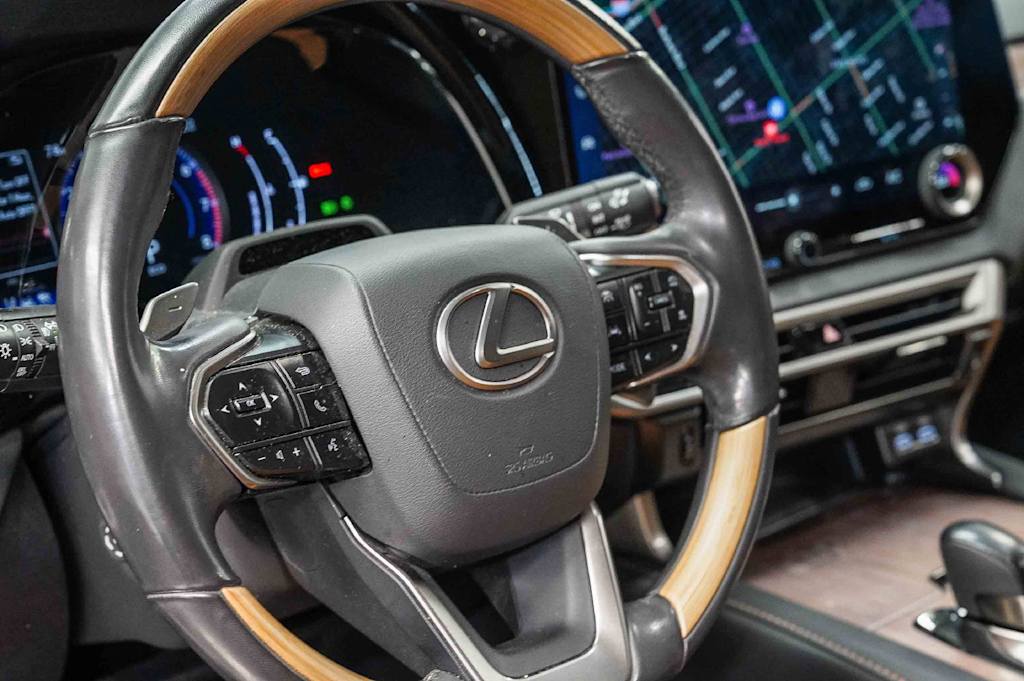 Thumbnail: 2024 Lexus RX - 13