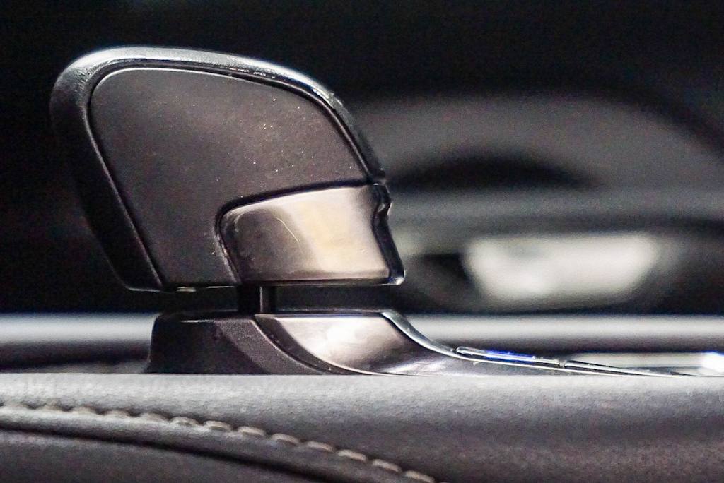 Thumbnail: 2024 Lexus RX - 14
