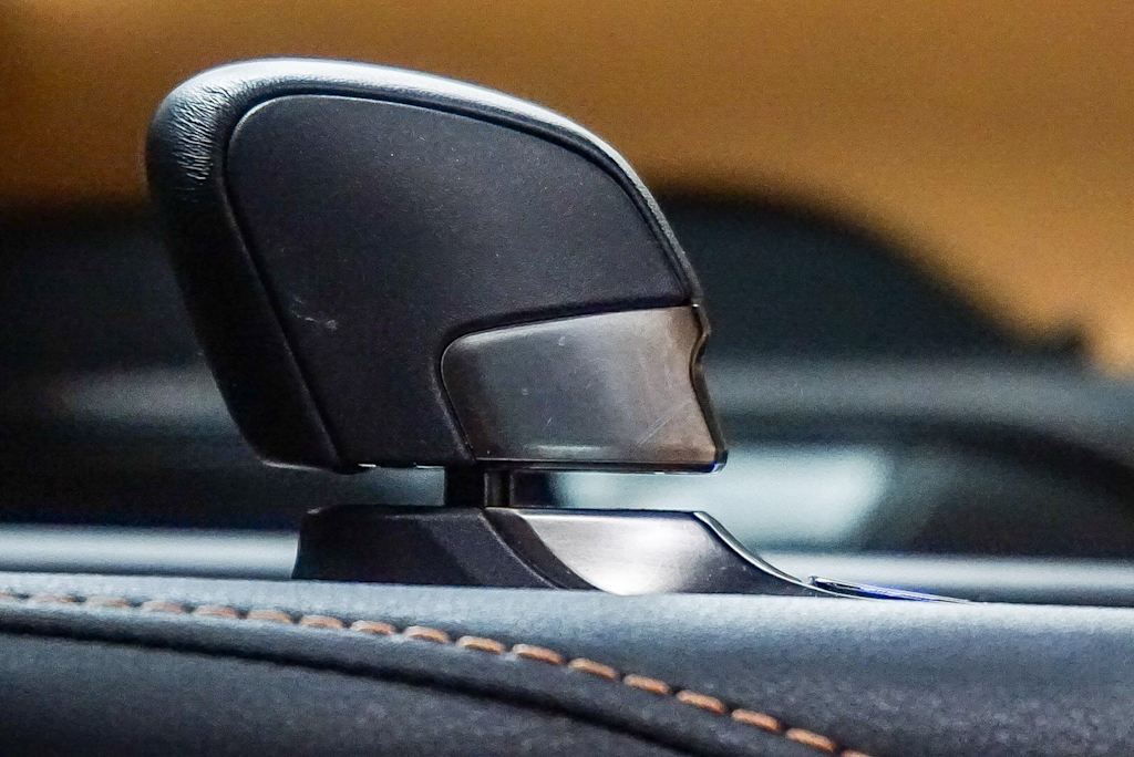 Thumbnail: 2023 Lexus RX - 13