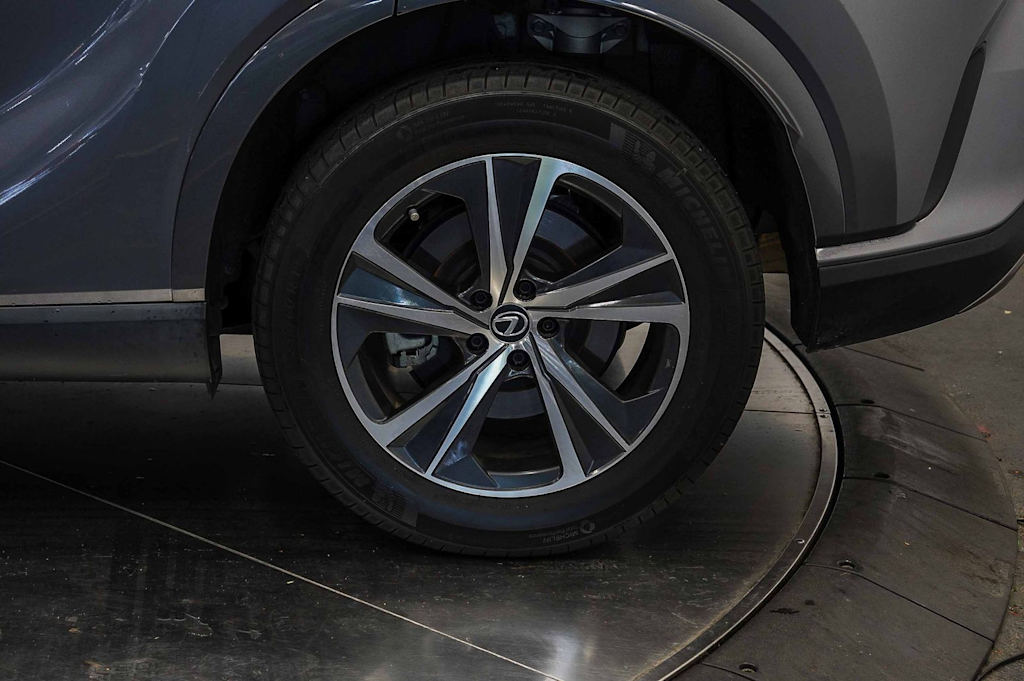 Thumbnail: 2023 Lexus RX - 20