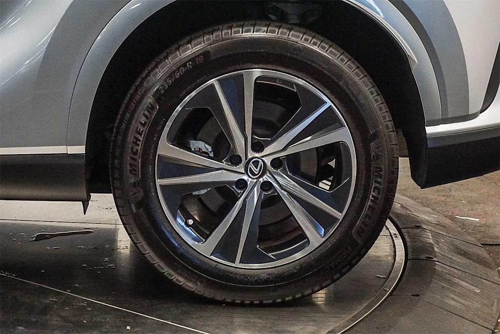 Thumbnail: 2023 Lexus RX - 22