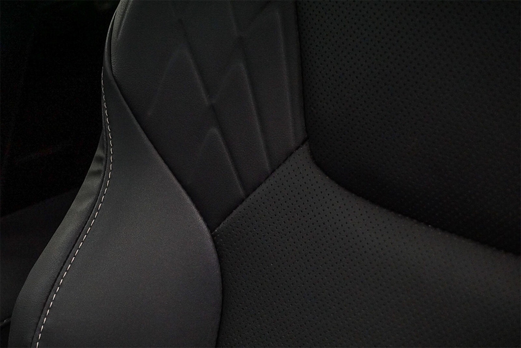 Thumbnail: 2023 Lexus RX - 29