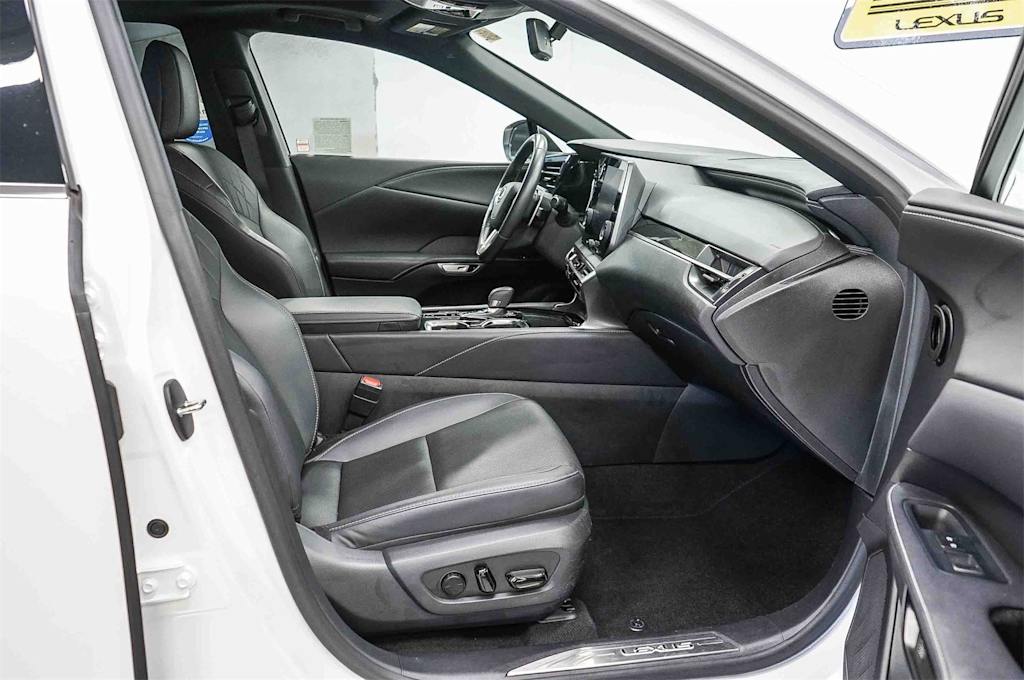 Thumbnail: 2024 Lexus RX - 10