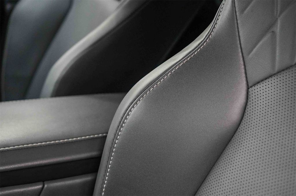 Thumbnail: 2024 Lexus RX - 26