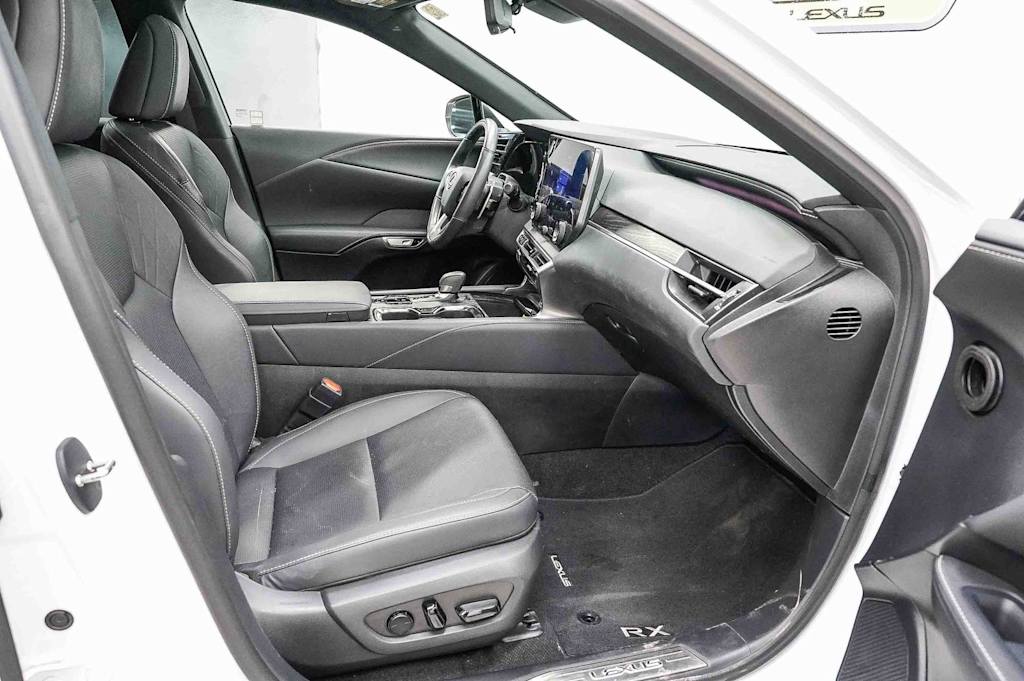 Thumbnail: 2024 Lexus RX - 10