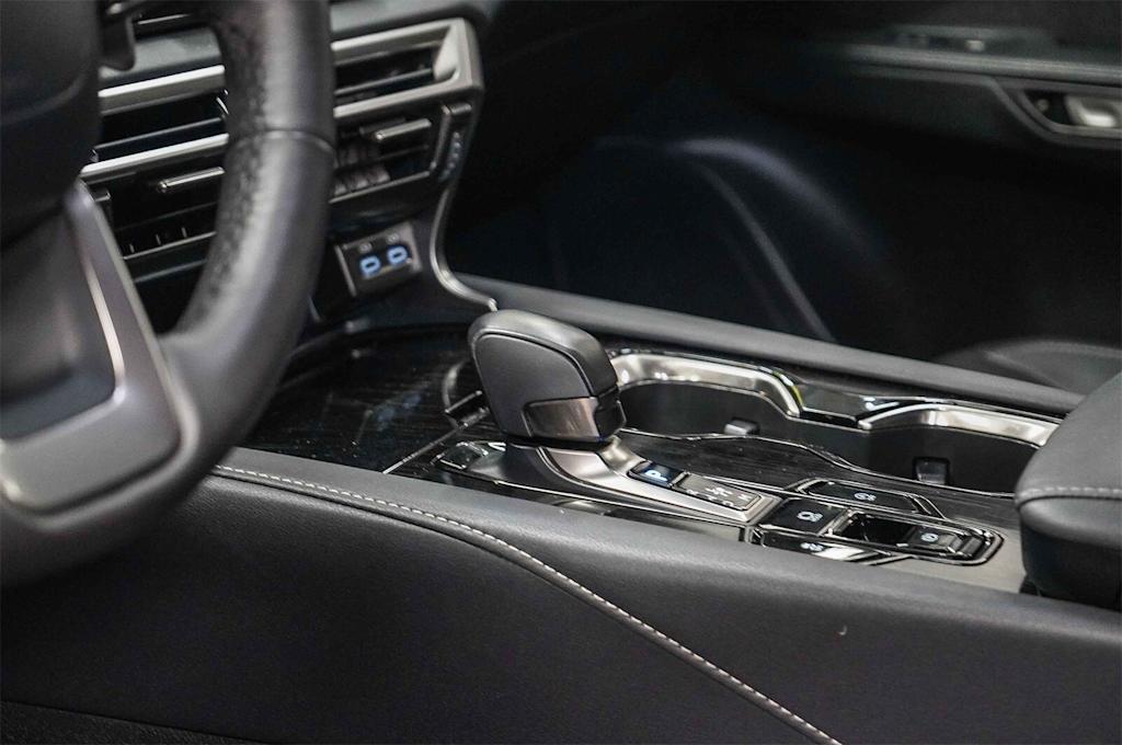 Thumbnail: 2024 Lexus RX - 15