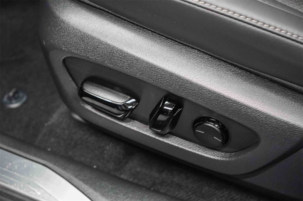 Thumbnail: 2024 Lexus RX - 30