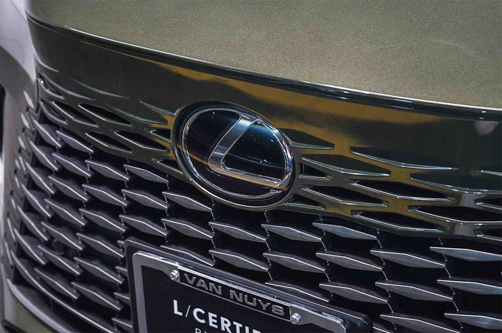 Thumbnail: 2024 Lexus RX - 6