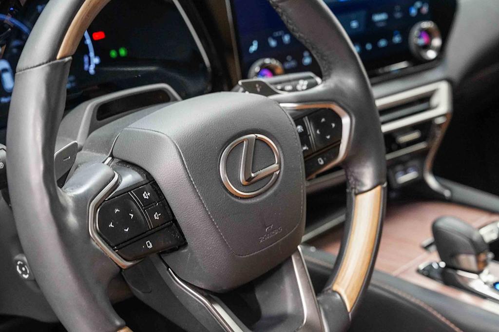 Thumbnail: 2023 Lexus RX - 14
