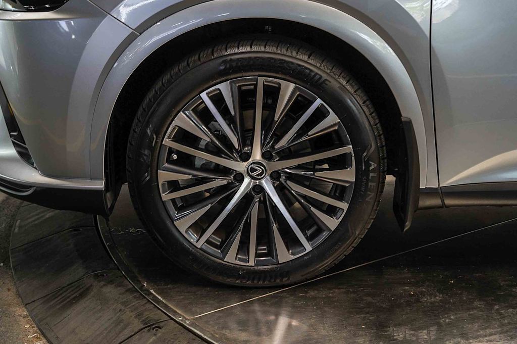 Thumbnail: 2023 Lexus RX - 7