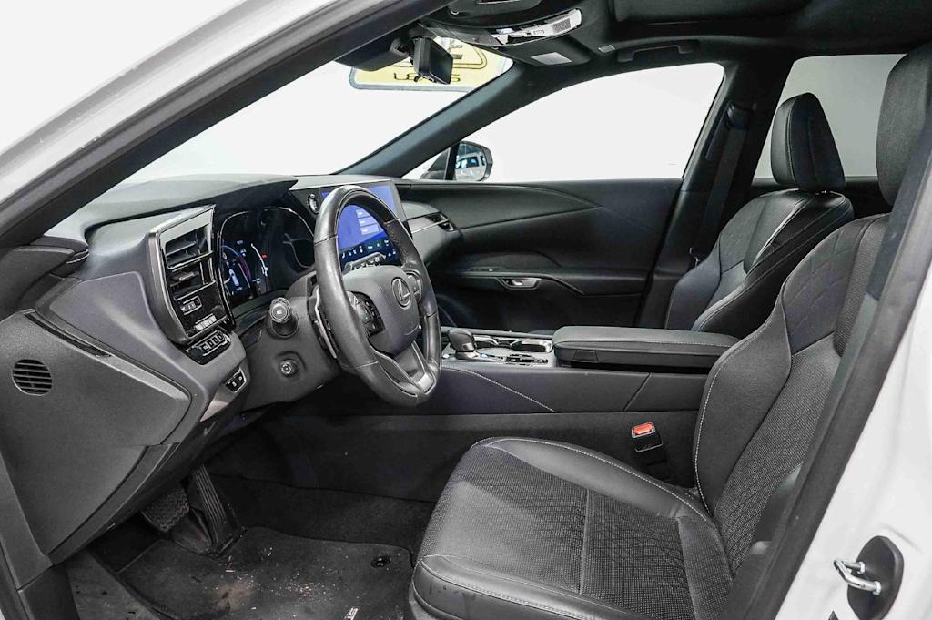 Thumbnail: 2024 Lexus RX - 11