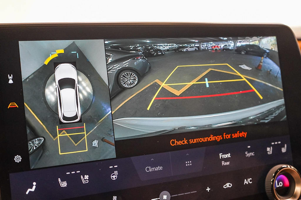 Thumbnail: 2024 Lexus RX - 29
