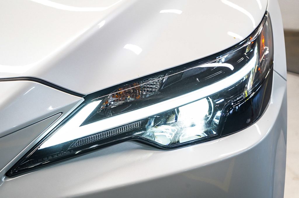 Thumbnail: 2024 Lexus RX - 20