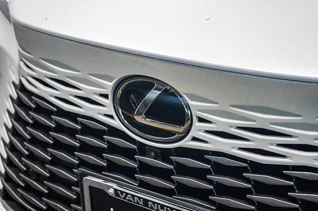 Thumbnail: 2024 Lexus RX - 6