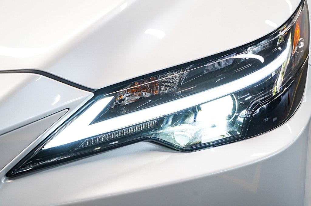 Thumbnail: 2024 Lexus RX - 20